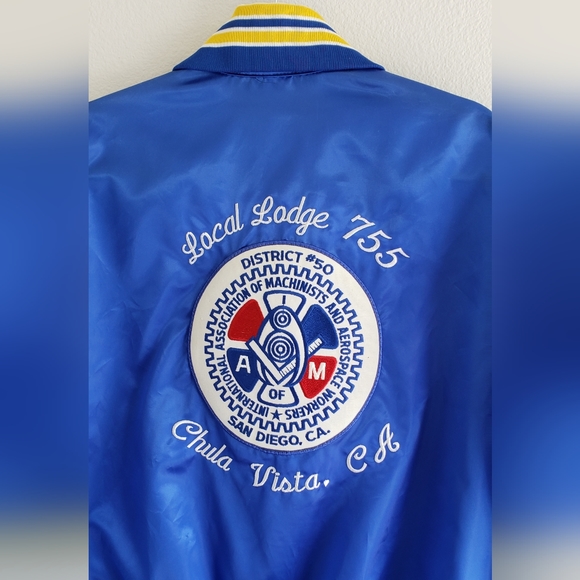 Vintage Satin Jacket Souvenir Chula Vista California Machinis Aerospace Workers - Picture 3 of 6